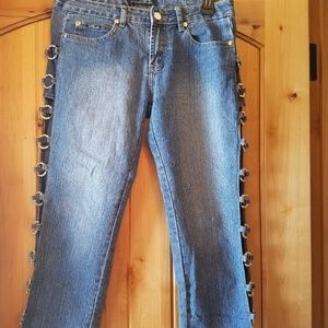 Capri Jean's